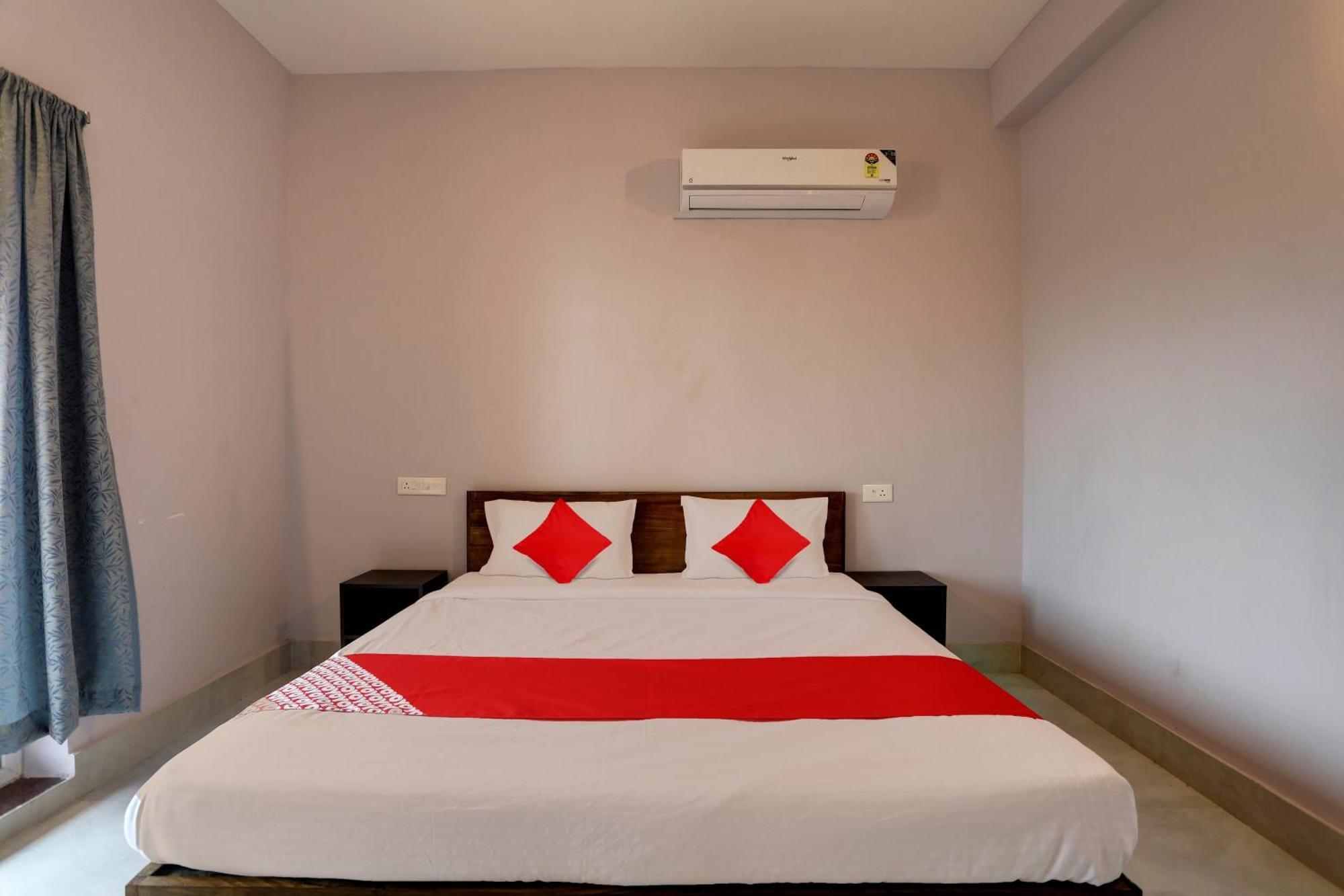 Hotel O Casa Midland Bhubaneswar Exterior photo